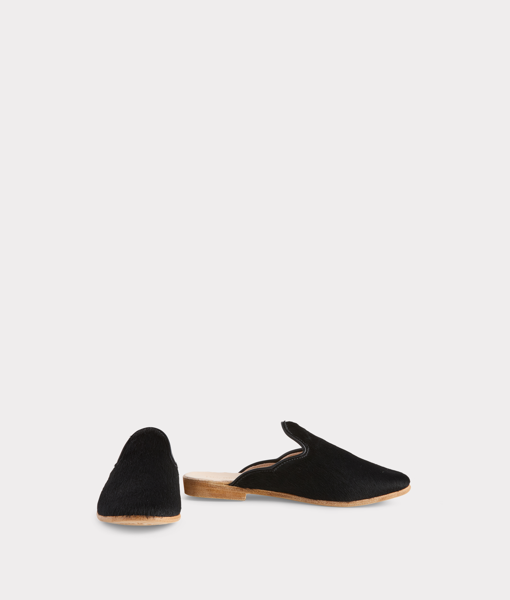 Cantle Mule :: Black - Image 2