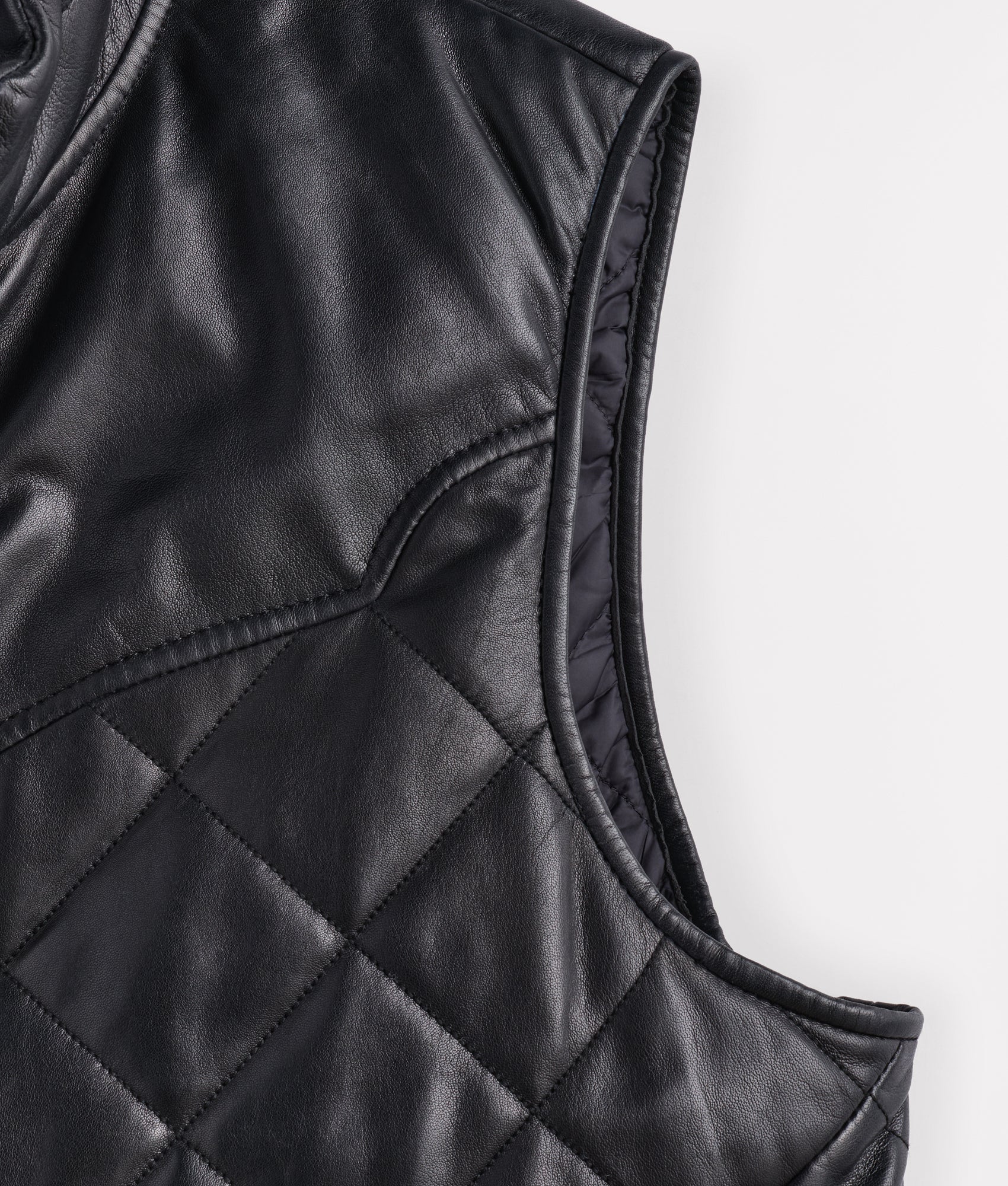 Mccoy Lamb Leather Puff Vest :: Black - Image 4