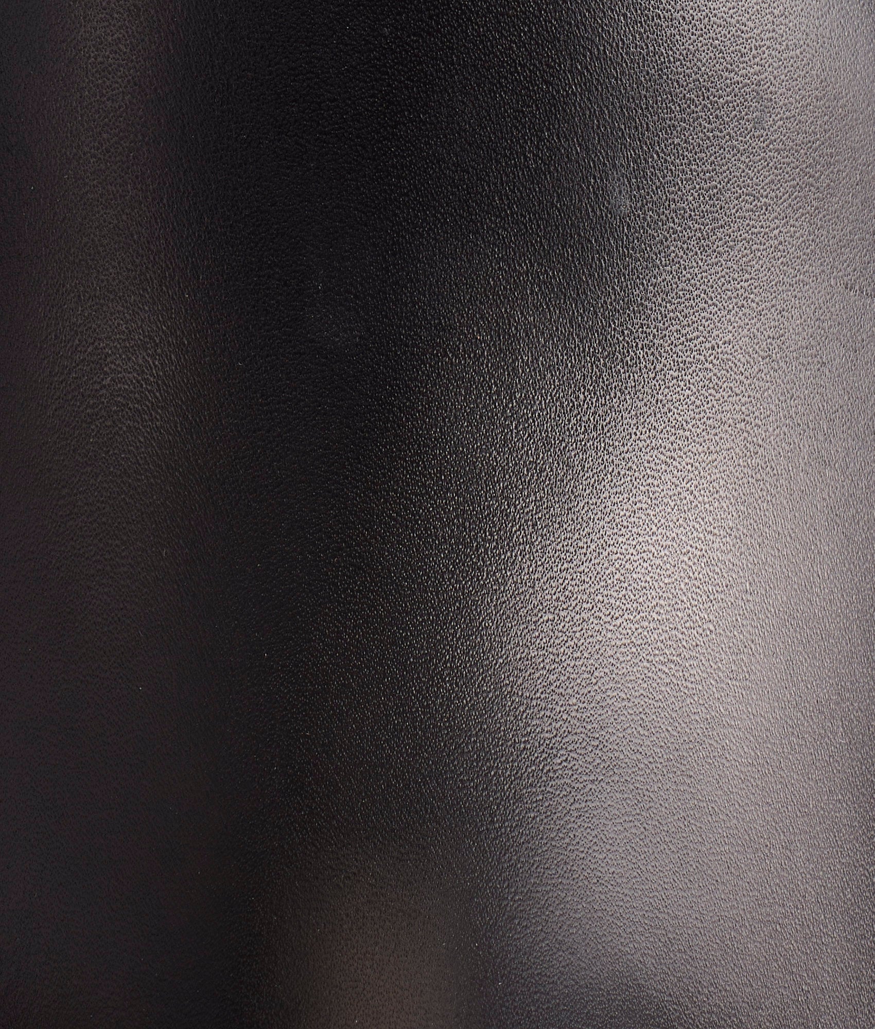 Vita :: Black - Image 8