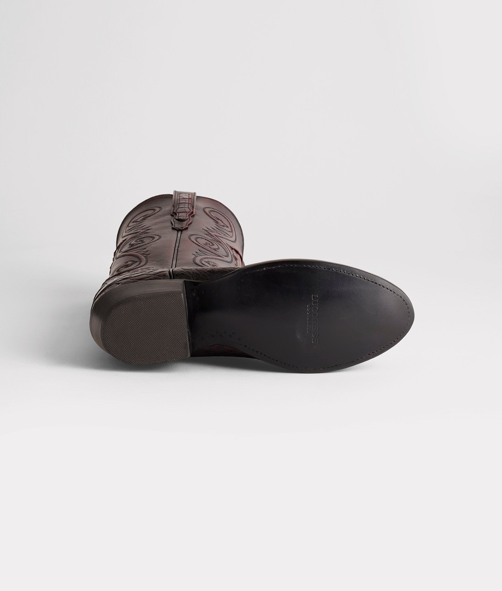 Jones :: Black Cherry - Image 6