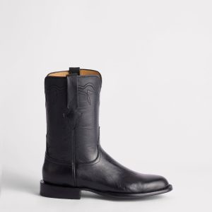 Tanner :: Black