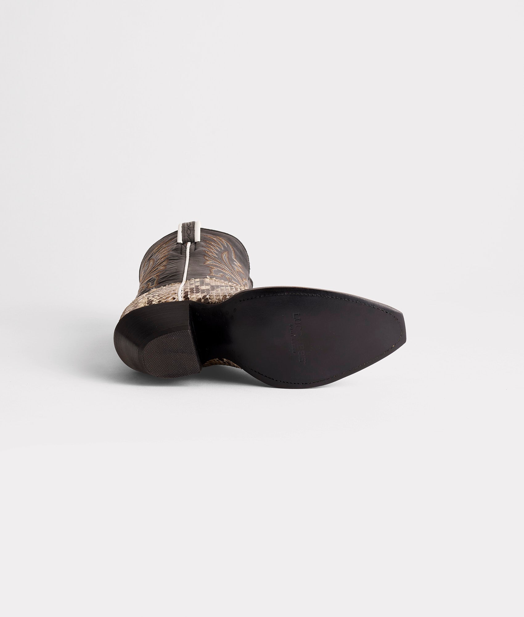 Dale Exotic :: Black/White + Black - Image 6