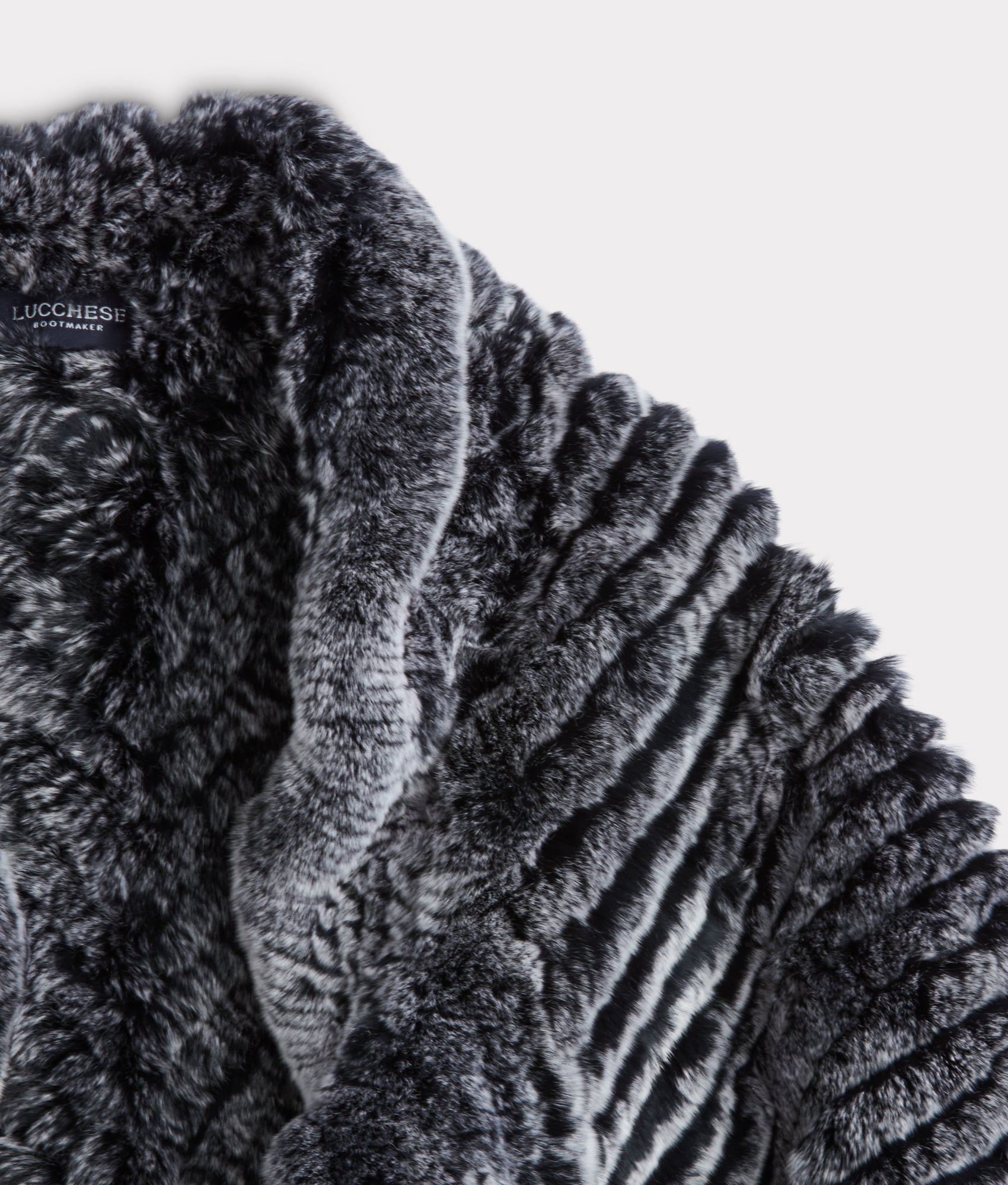 Ashley Fur Poncho :: Black - Image 8