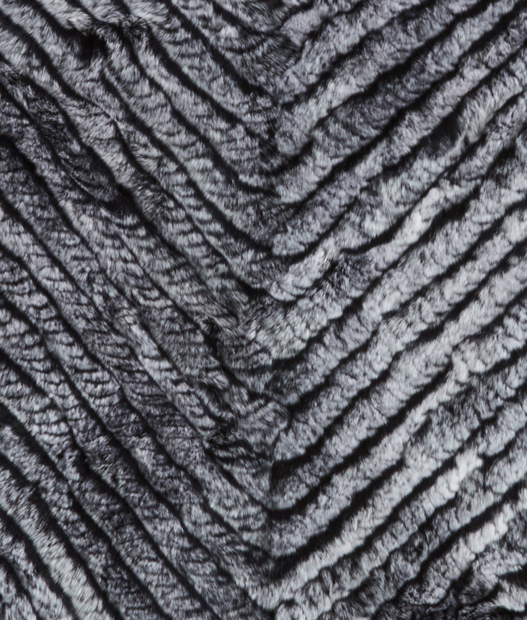 Ashley Fur Poncho :: Black - Image 12