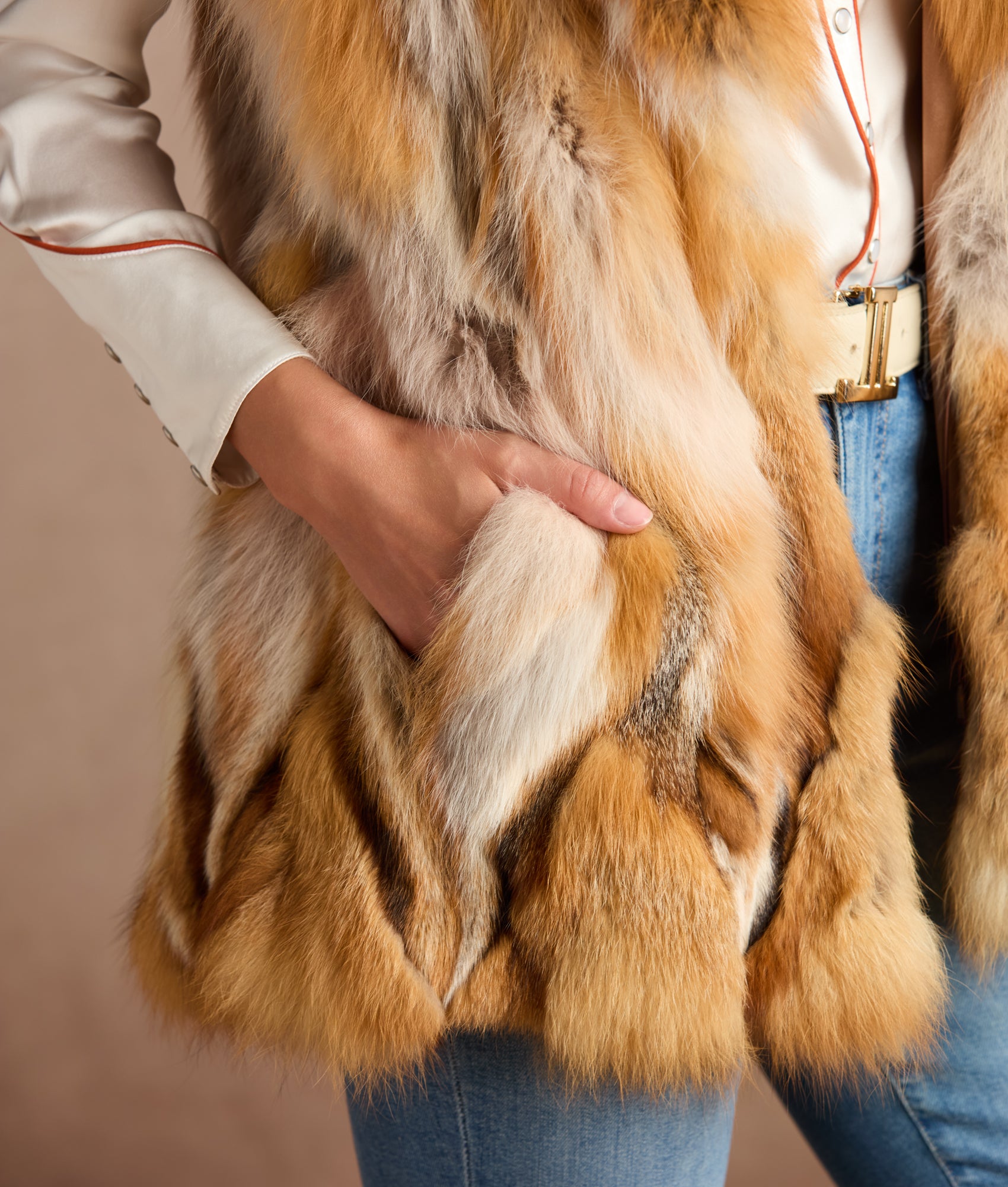 Lorelai Red Fox Vest :: Natural - Image 7