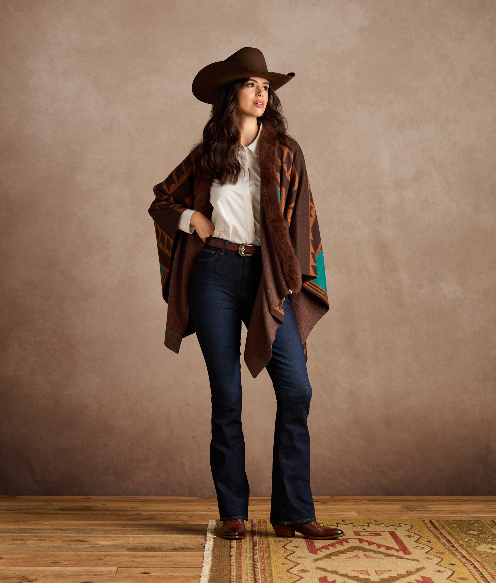 Alpaca Cape With Fur :: Multi - Image 2