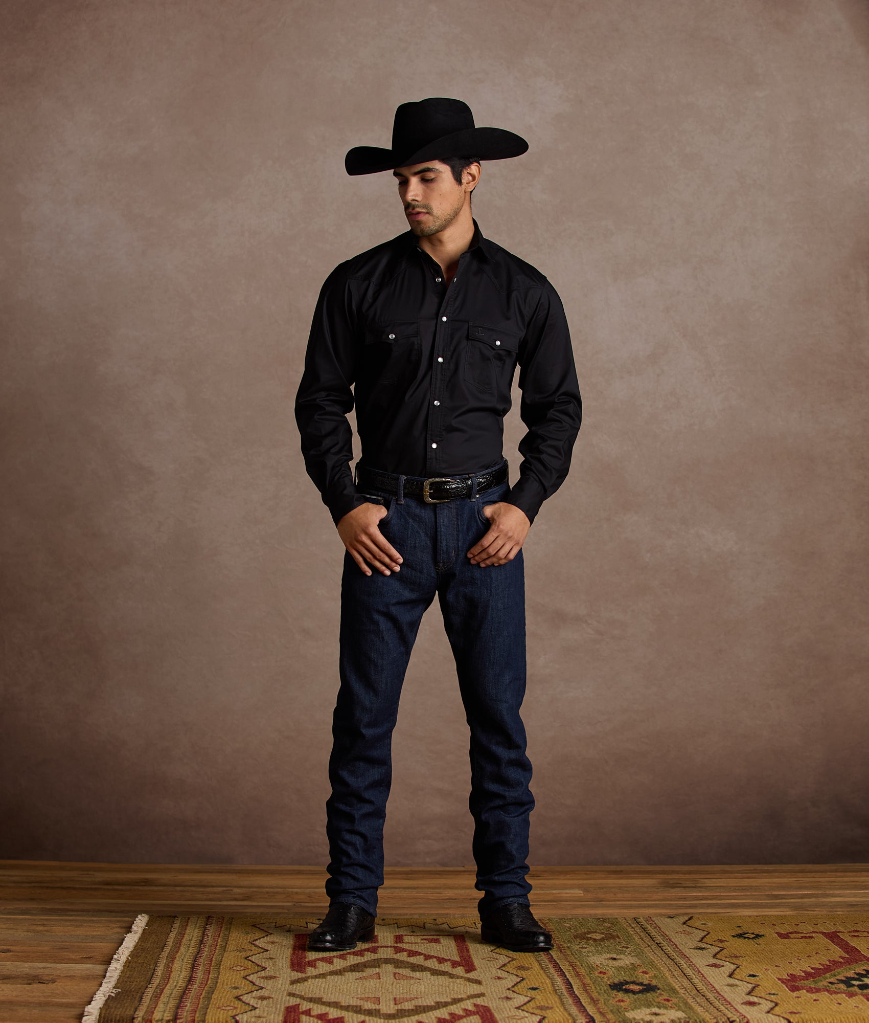 El Paso Cowboy Fit :: Solid Black - Image 2