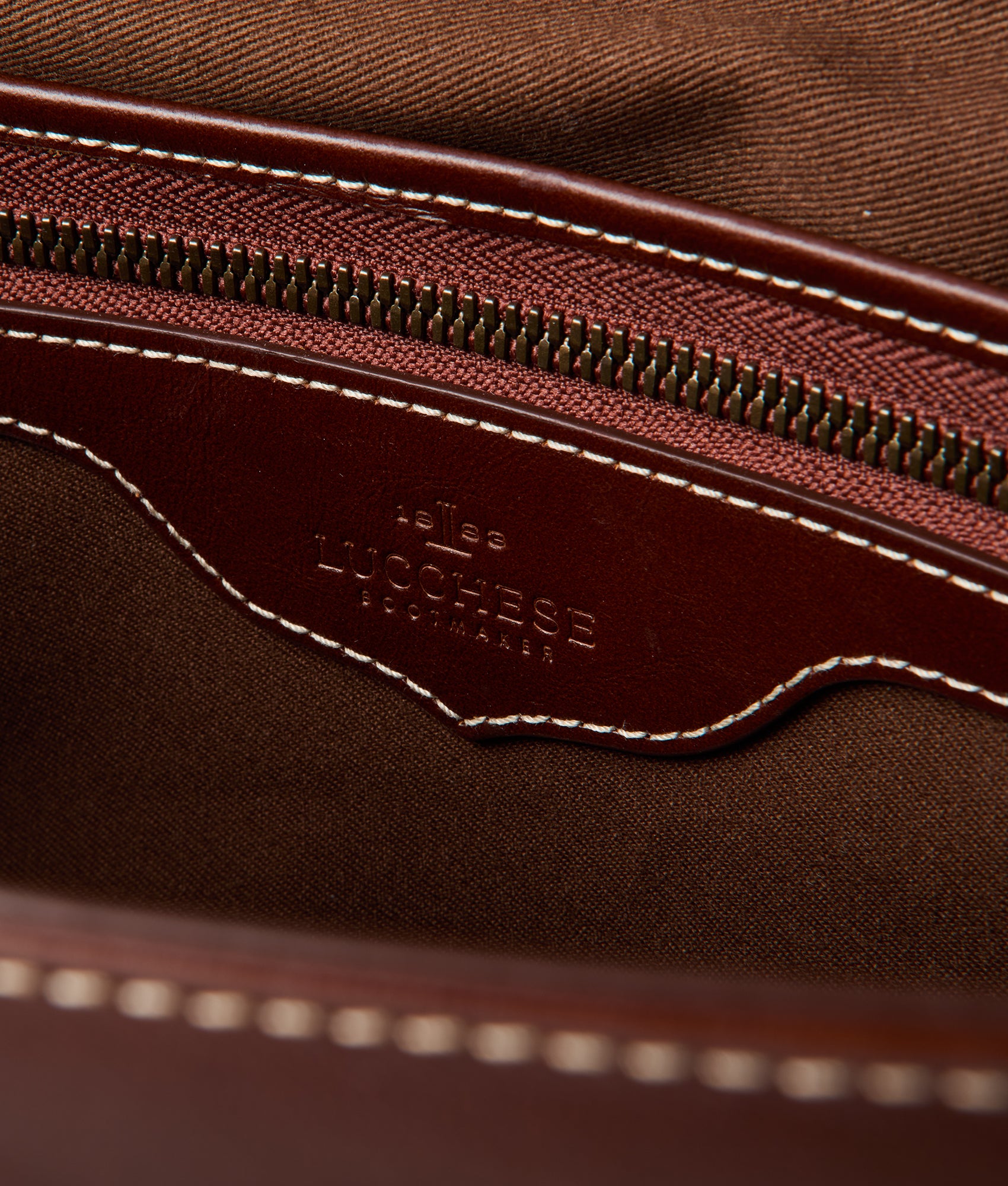 Everyday Messenger Bag :: Brown - Image 8