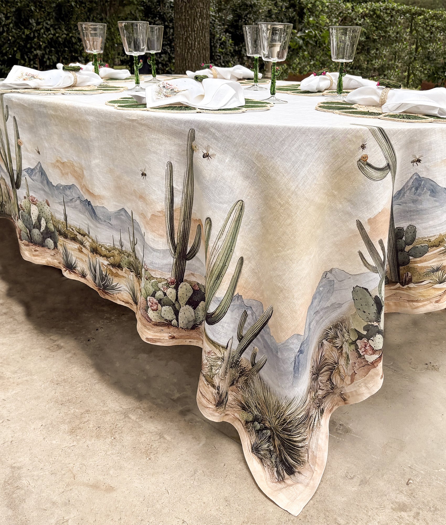 Sonoran Silhouettes Tablecloth - Large :: Green