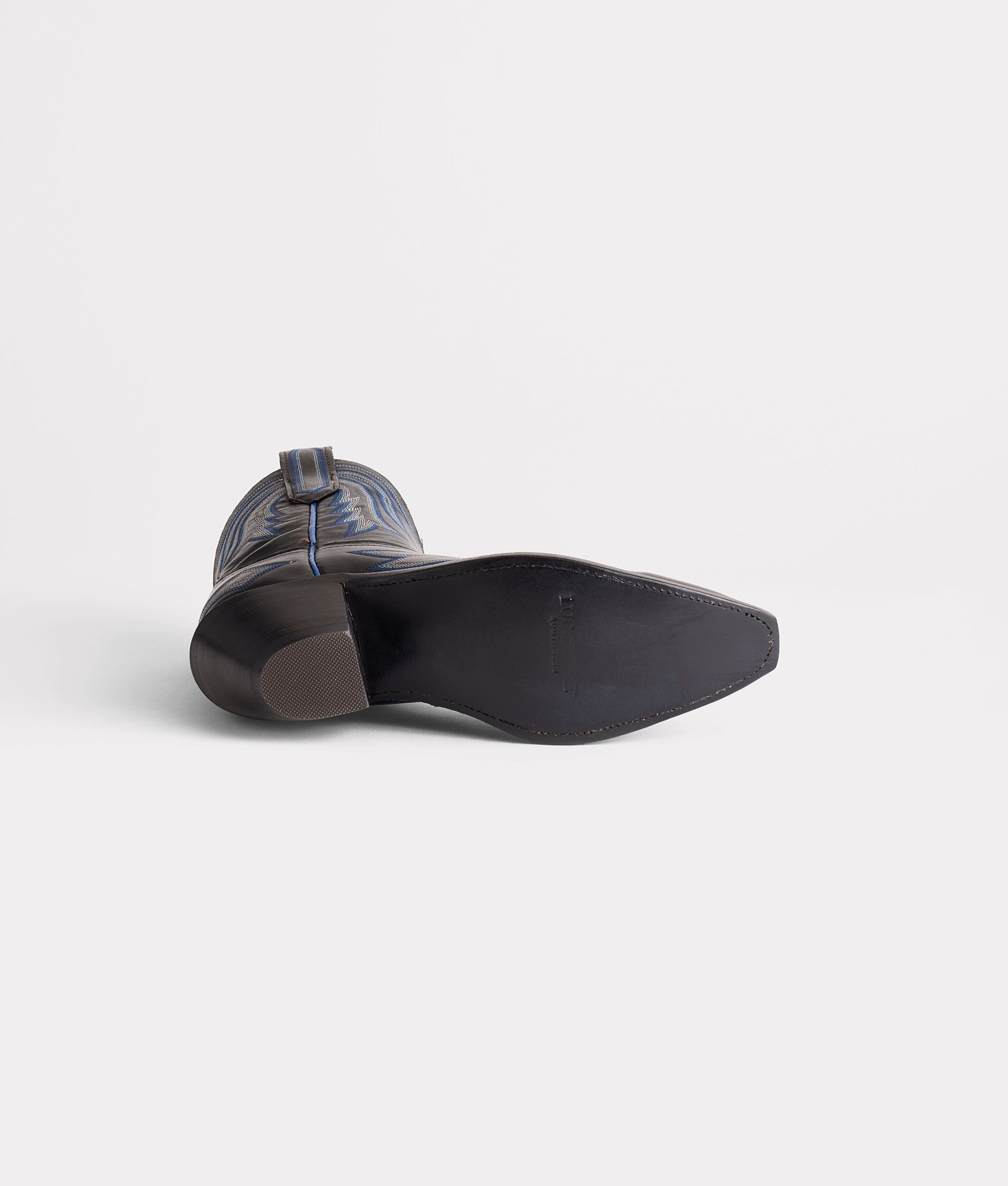 Pris :: Black - Image 6