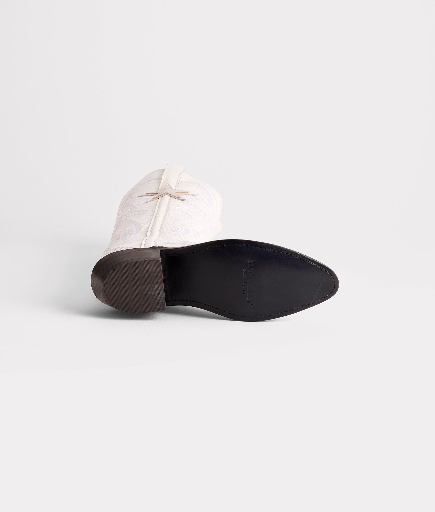 Gina :: White - Image 7