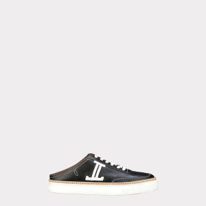 Saddle Mule :: Black